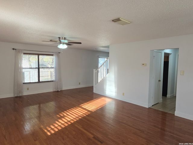 9415 Silverfeather, San Antonio, TX 78254