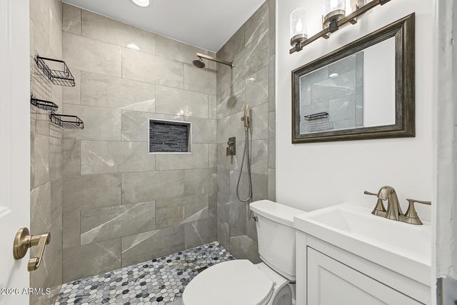 602 W CHIPMAN Road, Phoenix, AZ 85041