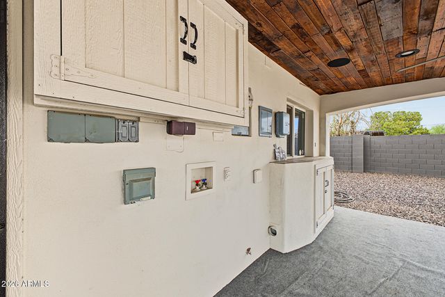 602 W CHIPMAN Road, Phoenix, AZ 85041