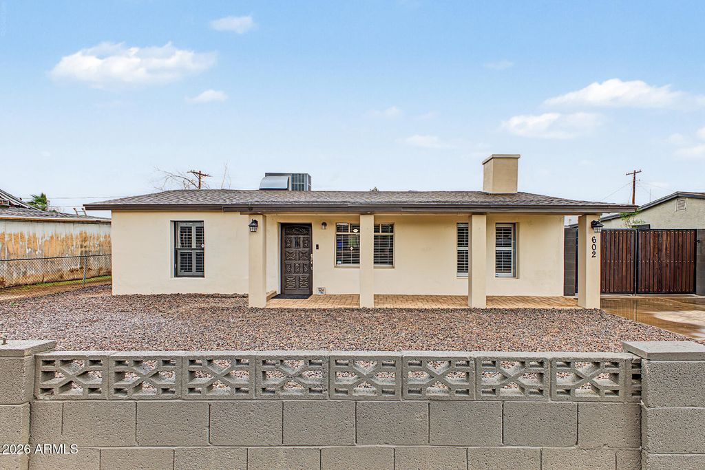 602 W CHIPMAN Road, Phoenix, AZ 85041