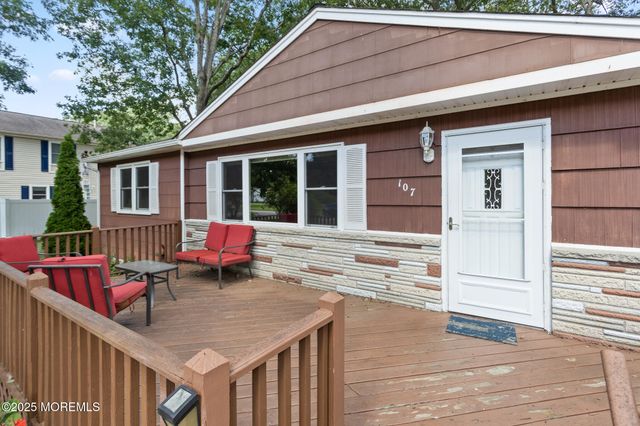 107 West Avenue, Egg Harbor Twp, NJ 08234