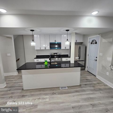 128 53RD ST SE, Washington, DC 20019