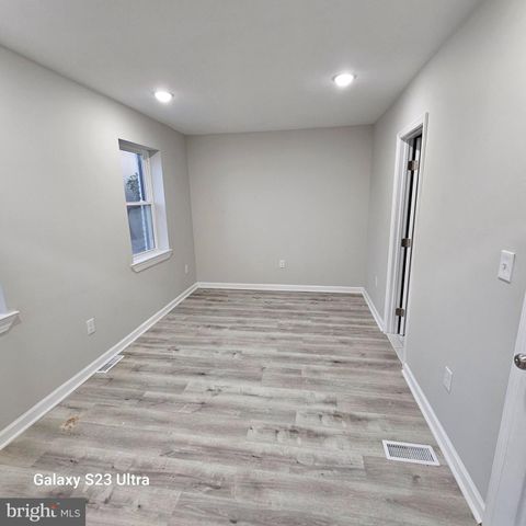 128 53RD ST SE, Washington, DC 20019