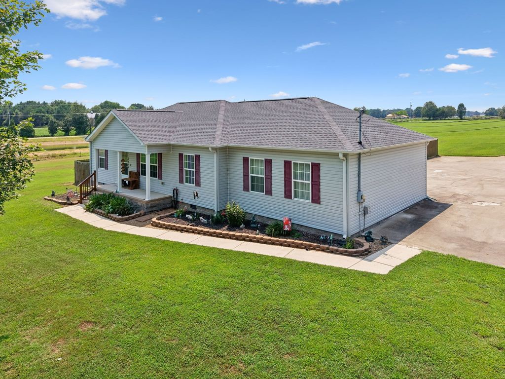 253 Old Baptist Rd, Ardmore, TN 38449