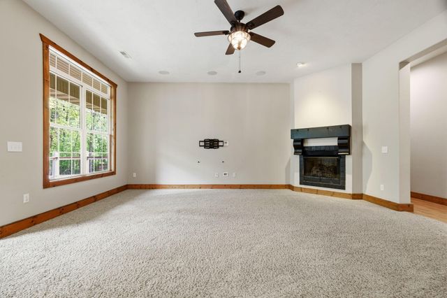 5620 S Winsor Drive, Battlefield, MO 65619