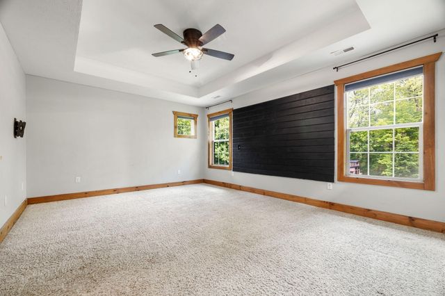 5620 S Winsor Drive, Battlefield, MO 65619