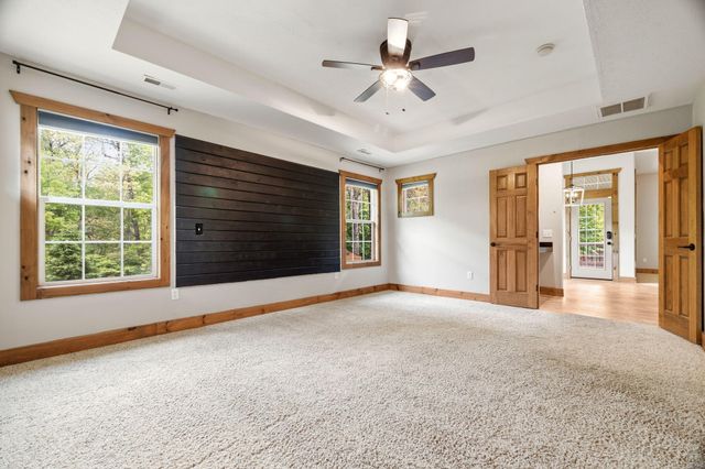 5620 S Winsor Drive, Battlefield, MO 65619