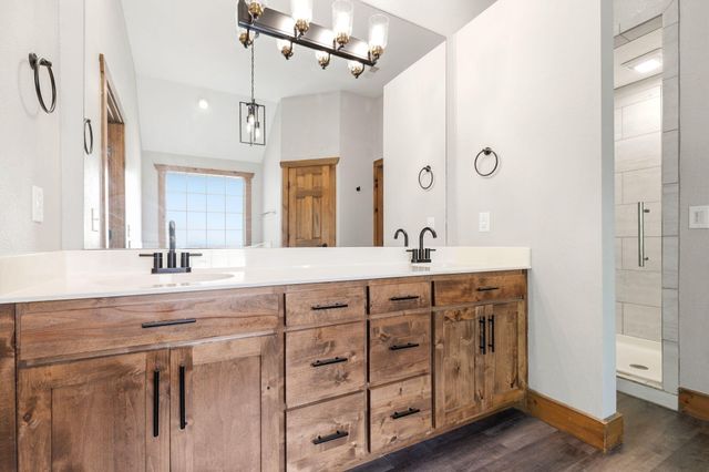5620 S Winsor Drive, Battlefield, MO 65619
