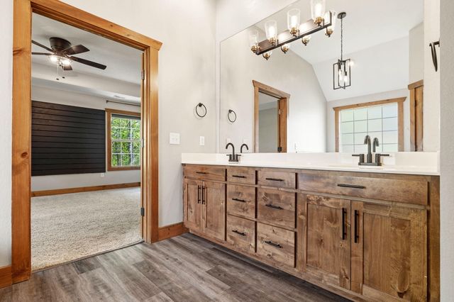 5620 S Winsor Drive, Battlefield, MO 65619