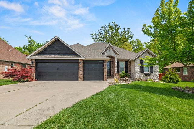 5620 S Winsor Drive, Battlefield, MO 65619