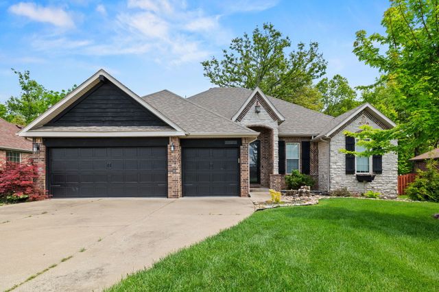 5620 S Winsor Drive, Battlefield, MO 65619