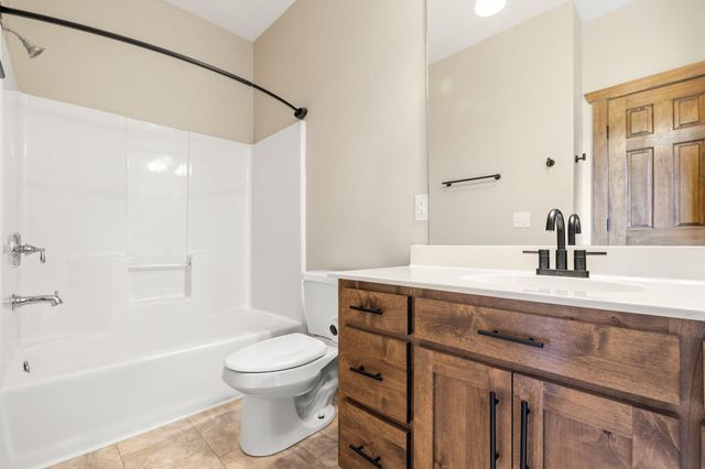 5620 S Winsor Drive, Battlefield, MO 65619