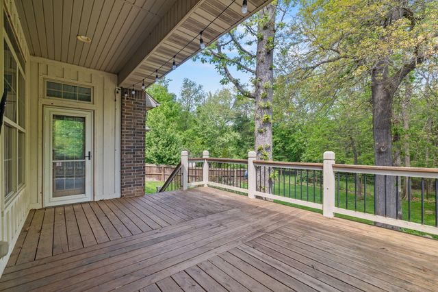 5620 S Winsor Drive, Battlefield, MO 65619