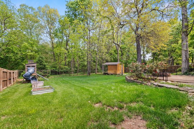 5620 S Winsor Drive, Battlefield, MO 65619