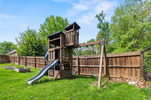 5620 S Winsor Drive, Battlefield, MO 65619