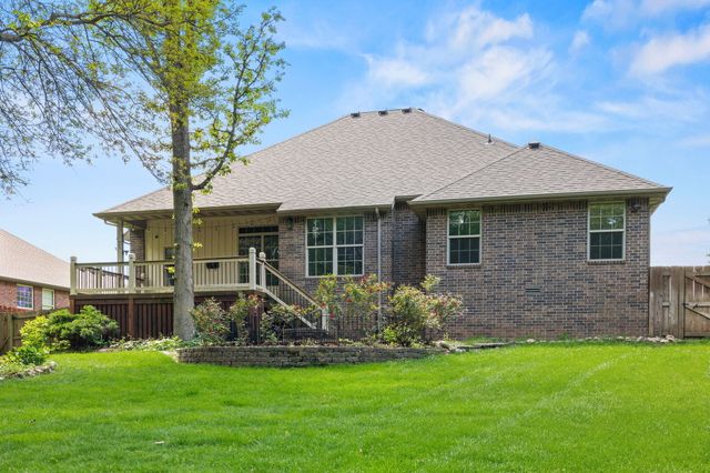 5620 S Winsor Drive, Battlefield, MO 65619