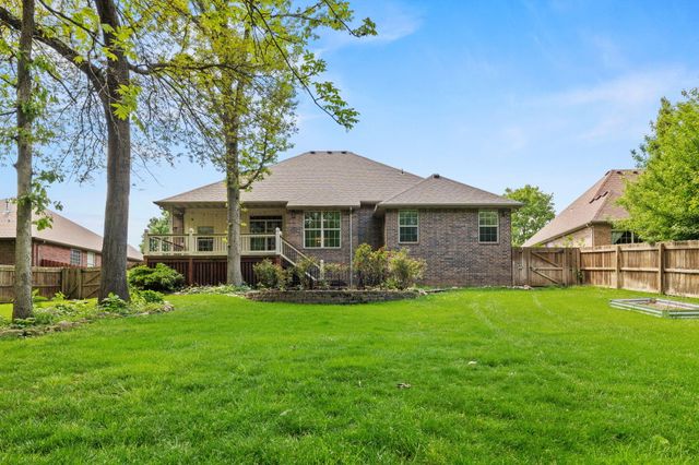 5620 S Winsor Drive, Battlefield, MO 65619