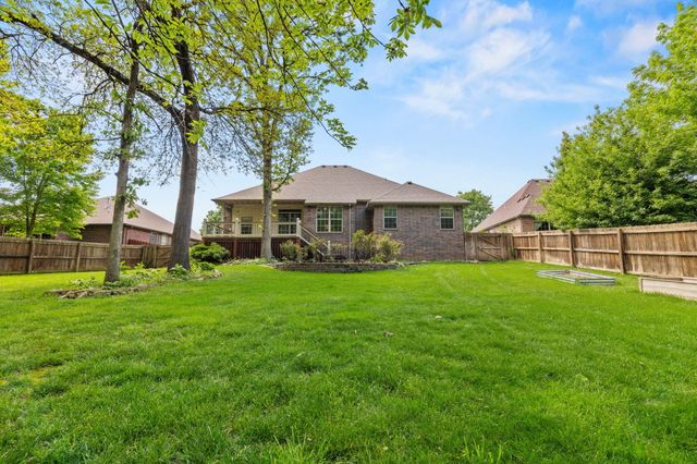 5620 S Winsor Drive, Battlefield, MO 65619