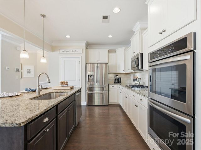 1037 Brunswick Way, Waxhaw, NC 28173