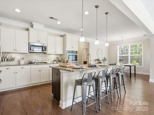 1037 Brunswick Way, Waxhaw, NC 28173