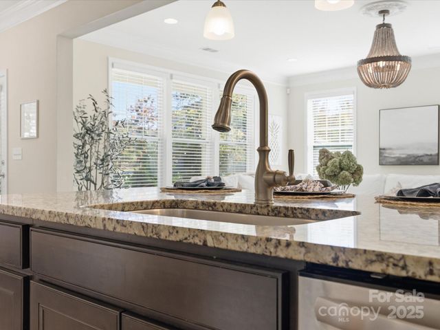 1037 Brunswick Way, Waxhaw, NC 28173