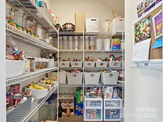 1037 Brunswick Way, Waxhaw, NC 28173