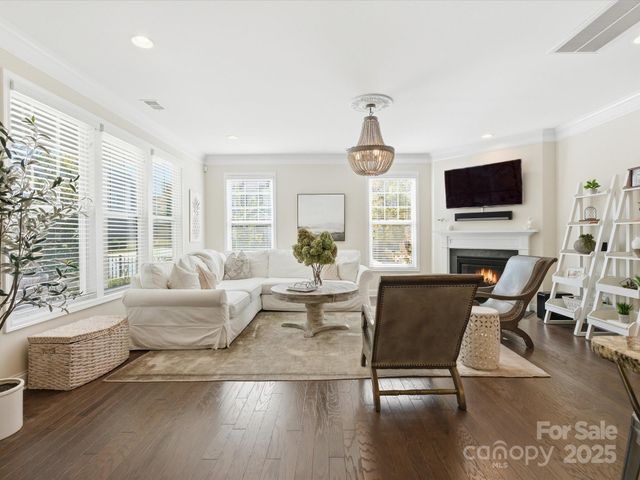 1037 Brunswick Way, Waxhaw, NC 28173