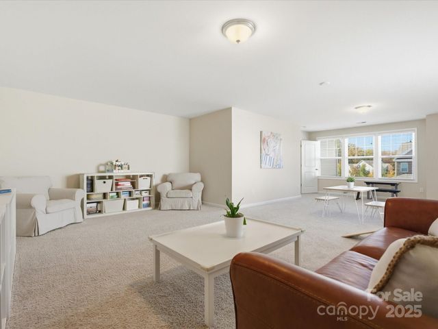 1037 Brunswick Way, Waxhaw, NC 28173