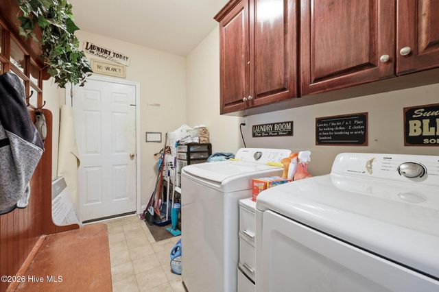 42 Carlton Street, Clayton, NC 27520