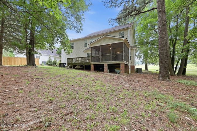 42 Carlton Street, Clayton, NC 27520