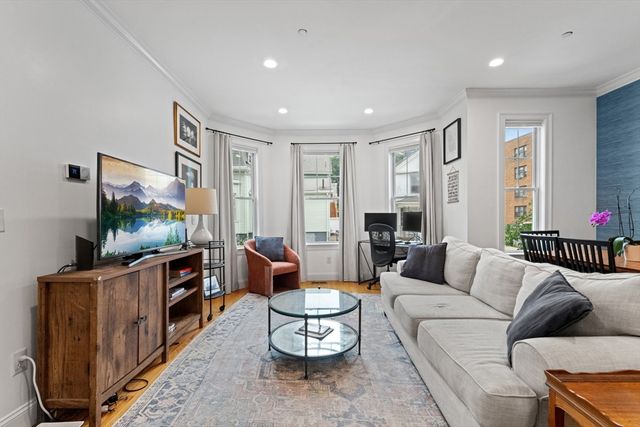 146 Clifton Street 4, Malden, MA 02148