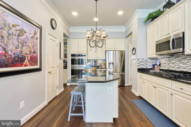 42719 EXPLORER DR, Brambleton, VA 20148