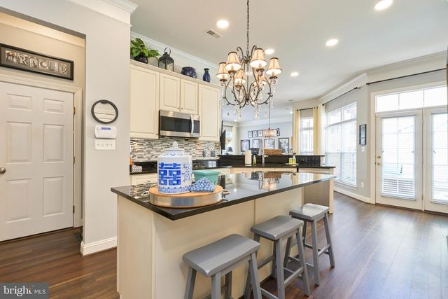 42719 EXPLORER DR, Brambleton, VA 20148