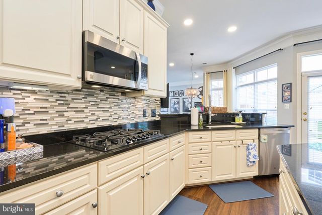 42719 EXPLORER DR, Brambleton, VA 20148
