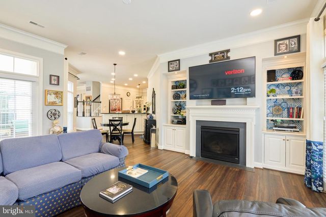 42719 EXPLORER DR, Brambleton, VA 20148