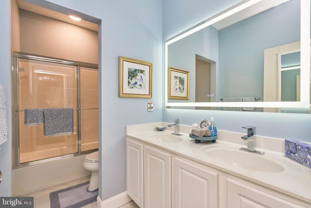 42719 EXPLORER DR, Brambleton, VA 20148