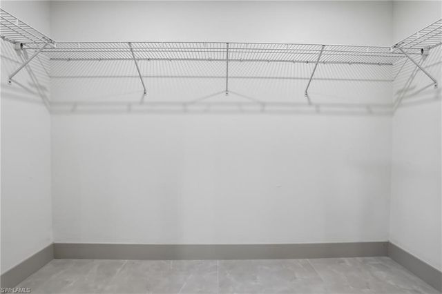 1105 Artic ST E, Lehigh Acres, FL 33974