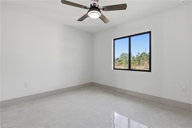 1105 Artic ST E, Lehigh Acres, FL 33974