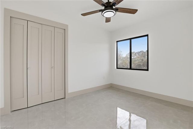 1105 Artic ST E, Lehigh Acres, FL 33974