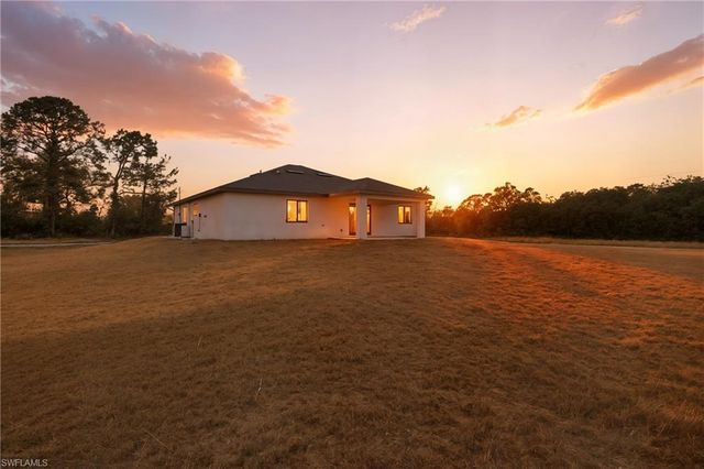 1105 Artic ST E, Lehigh Acres, FL 33974