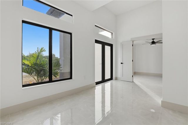 1105 Artic ST E, Lehigh Acres, FL 33974