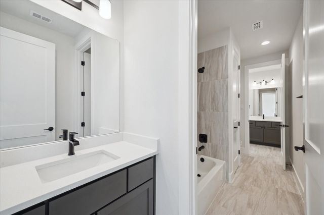 431 Venado View Court, Conroe, TX 77304