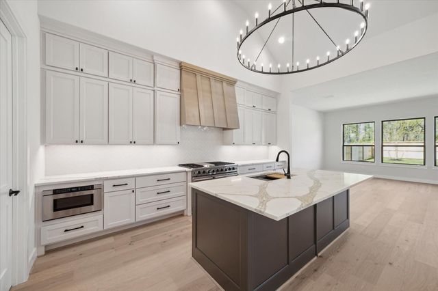 431 Venado View Court, Conroe, TX 77304