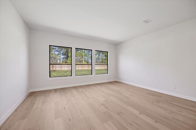431 Venado View Court, Conroe, TX 77304
