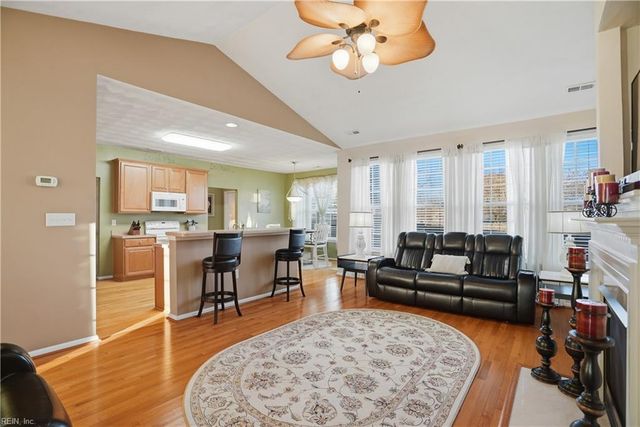 10419 Sylvia CIR, Windsor, VA 23487