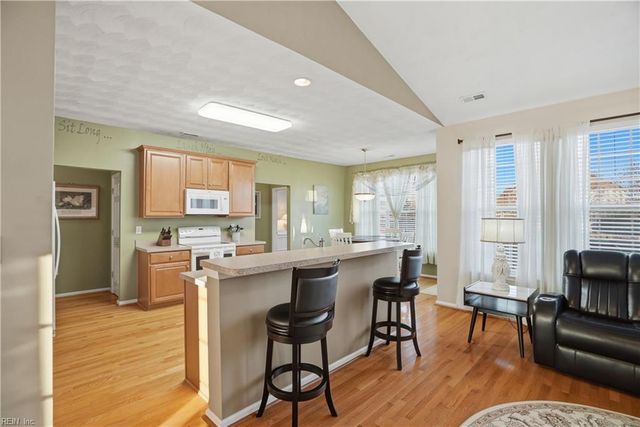 10419 Sylvia CIR, Windsor, VA 23487