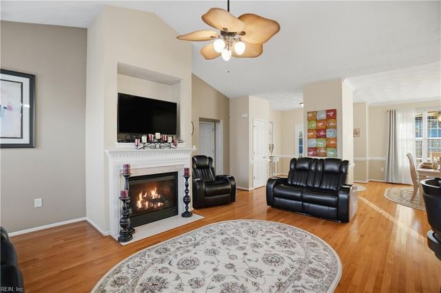 10419 Sylvia CIR, Windsor, VA 23487