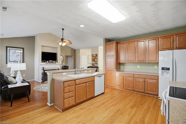 10419 Sylvia CIR, Windsor, VA 23487