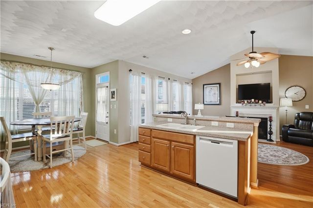 10419 Sylvia CIR, Windsor, VA 23487