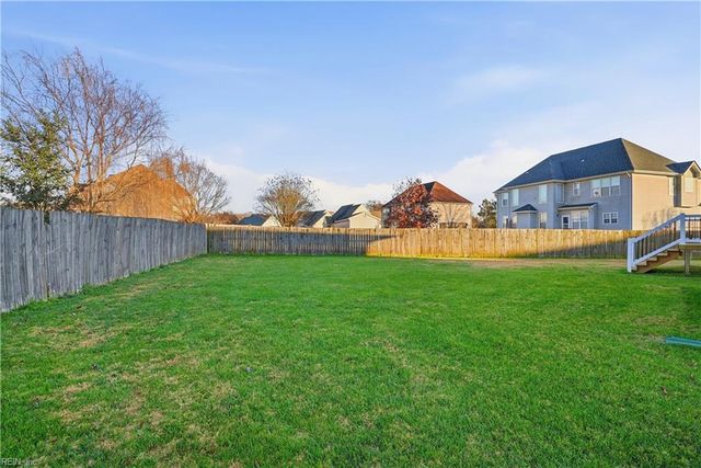 10419 Sylvia CIR, Windsor, VA 23487